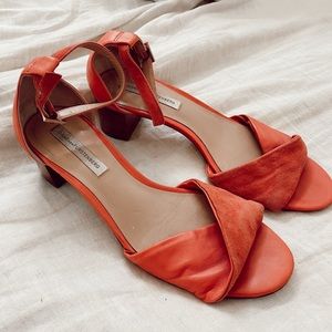 DIANE VON FURSTENBERG PINK SHORT BLOCK HEEL SANDALS SIZE 8 - DESIGNER